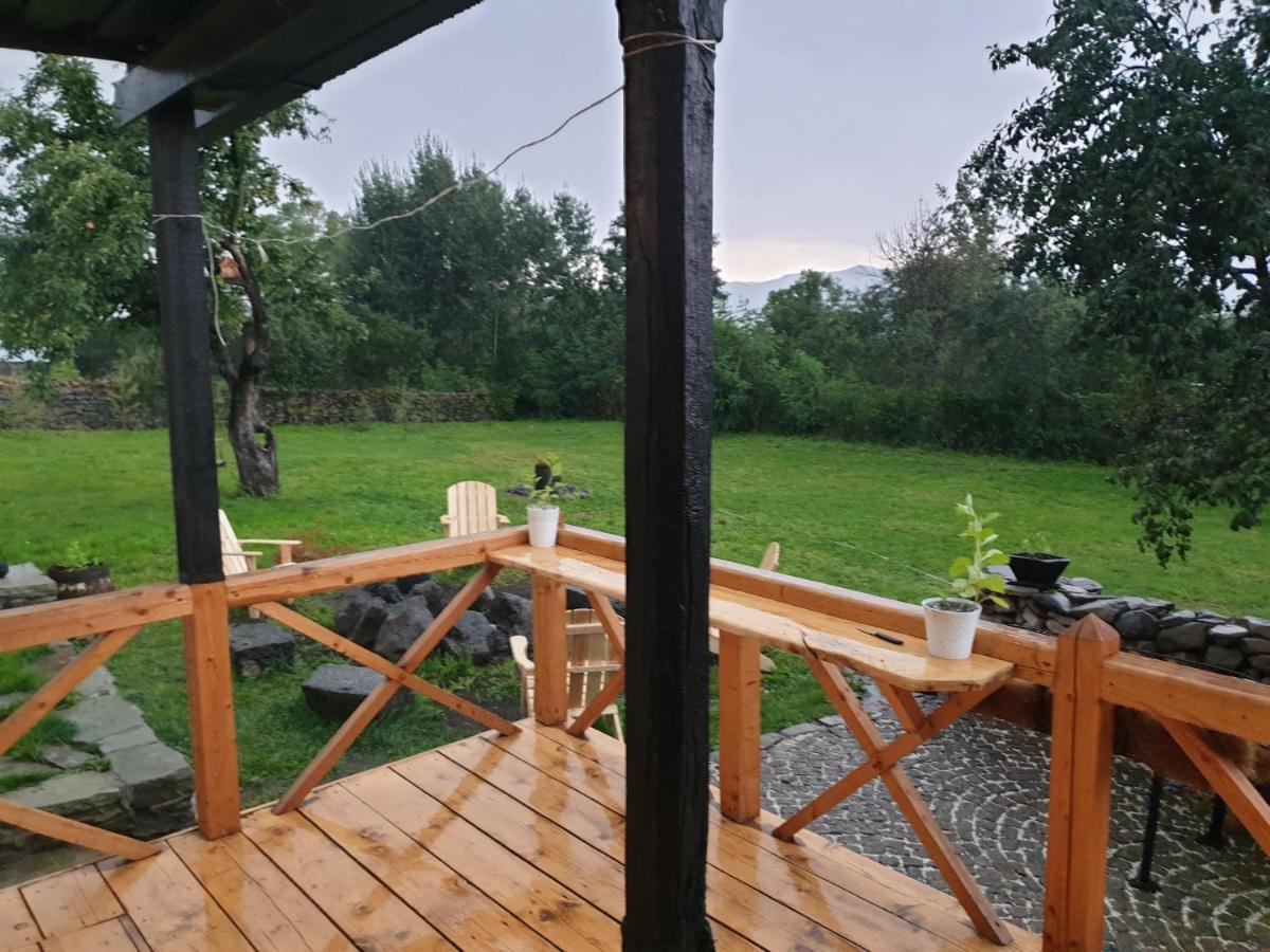 Hnameni Bovadzor Lodge Buitenkant foto