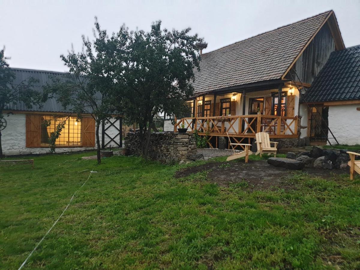 Hnameni Bovadzor Lodge Buitenkant foto