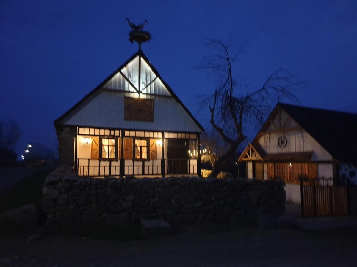 Hnameni Bovadzor Lodge Buitenkant foto