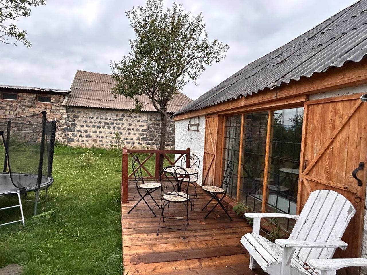 Hnameni Bovadzor Lodge Buitenkant foto
