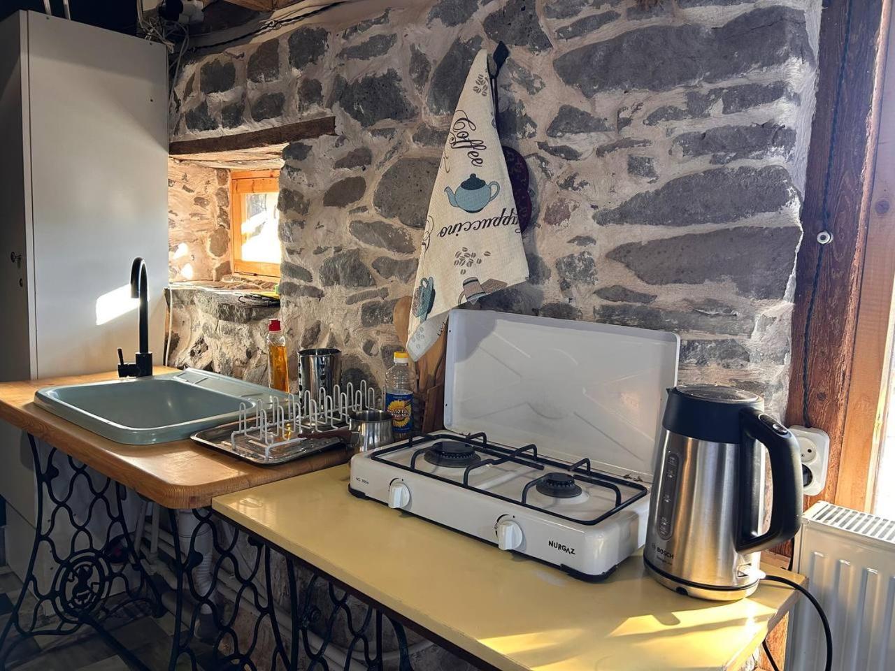 Hnameni Bovadzor Lodge Buitenkant foto