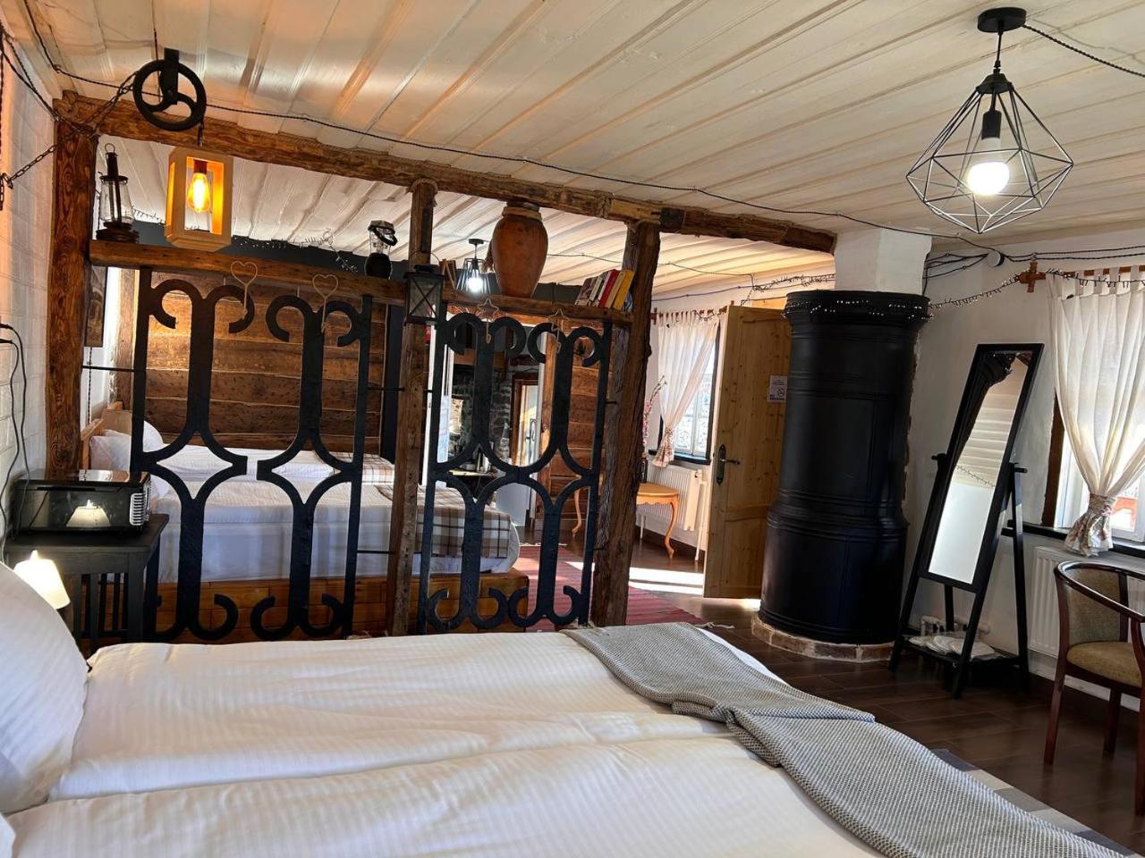Hnameni Bovadzor Lodge Buitenkant foto