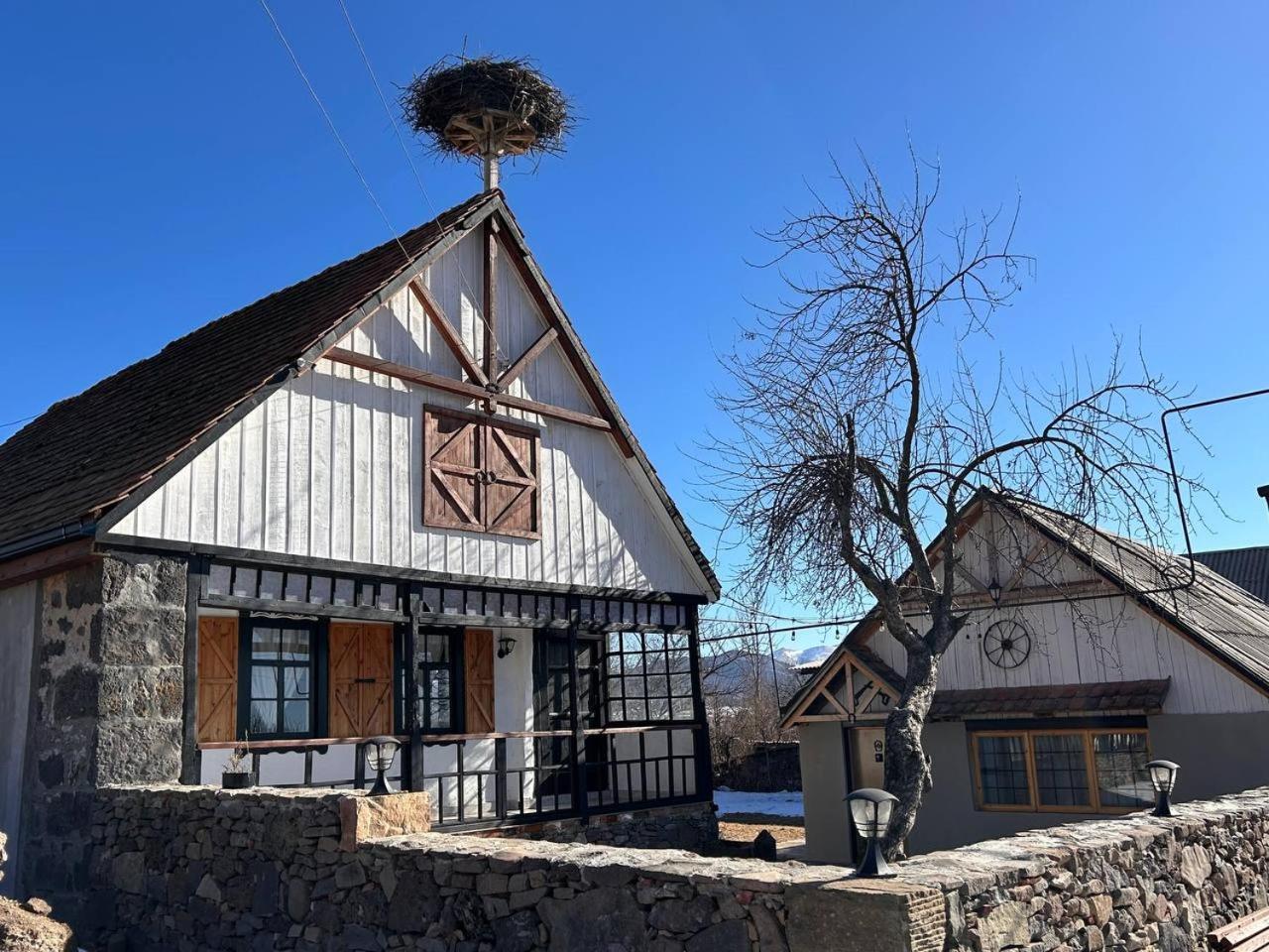 Hnameni Bovadzor Lodge Buitenkant foto